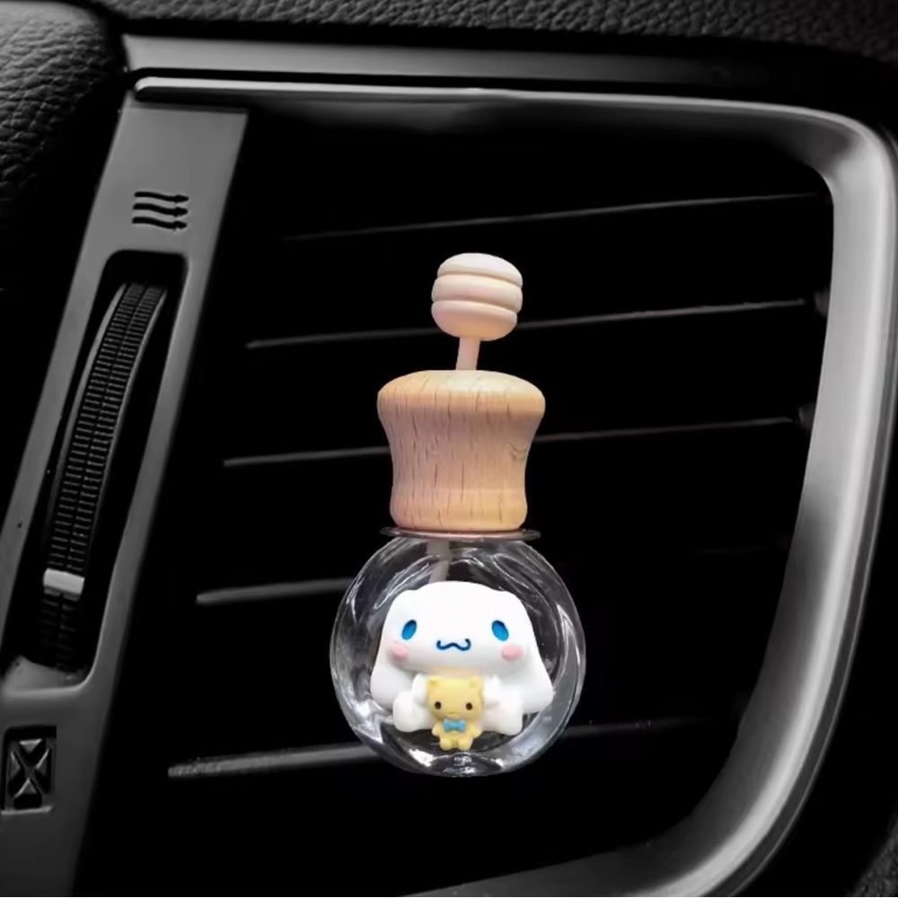 NEW Cinnamoroll 8ml Car Aromatherapy Bottle
